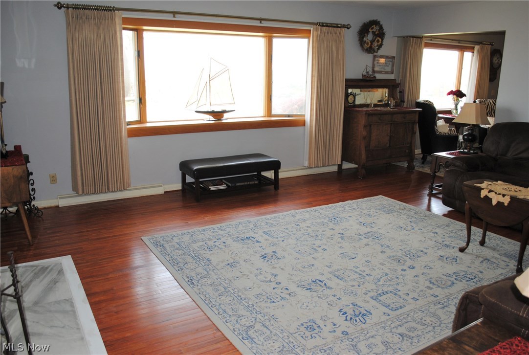 303 Cedar Point Road Sandusky, OH 44870 - Photo 6 of 35