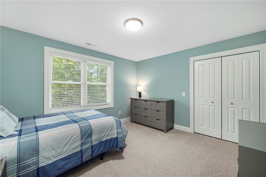 936 S Road East Greenwich, RI 02818 - Photo 21 of 31 Bedroom #2 with double closets