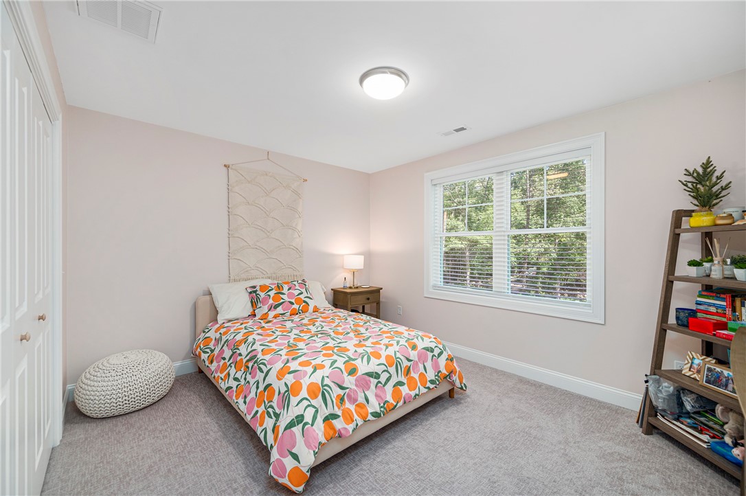 936 S Road East Greenwich, RI 02818 - Photo 22 of 31 Bedroom #3 with double closets