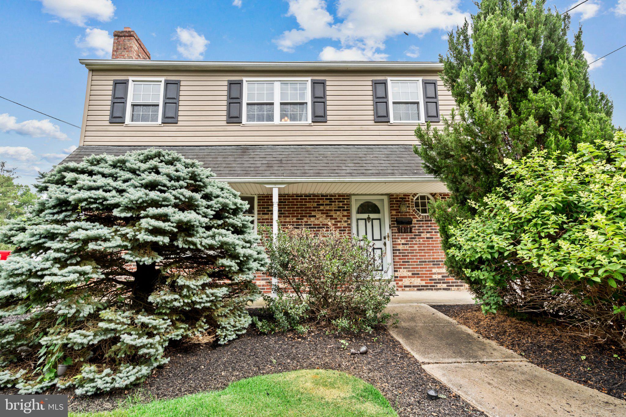 1016 Green Lane Secane, PA 19018 - Photo 1 of 39