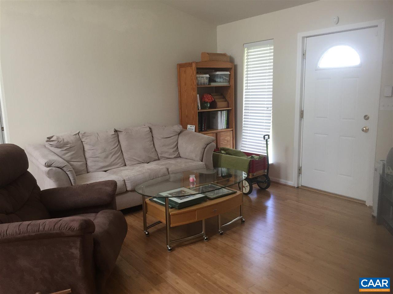 182 Stephens Loop Ruckersville, VA 22968 - Photo 6 of 14 a living room with furniture and a window