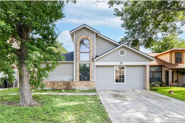 $1,650 | 9330 Village Lance, San Antonio, TX 78250