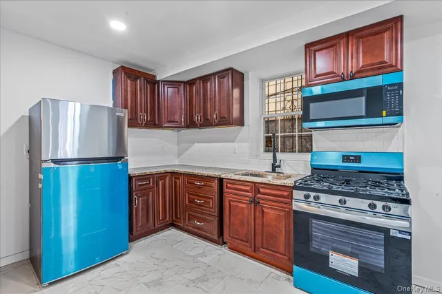 $2,750 | 953 A East 217th Street, Unit 1 | Williamsbridge