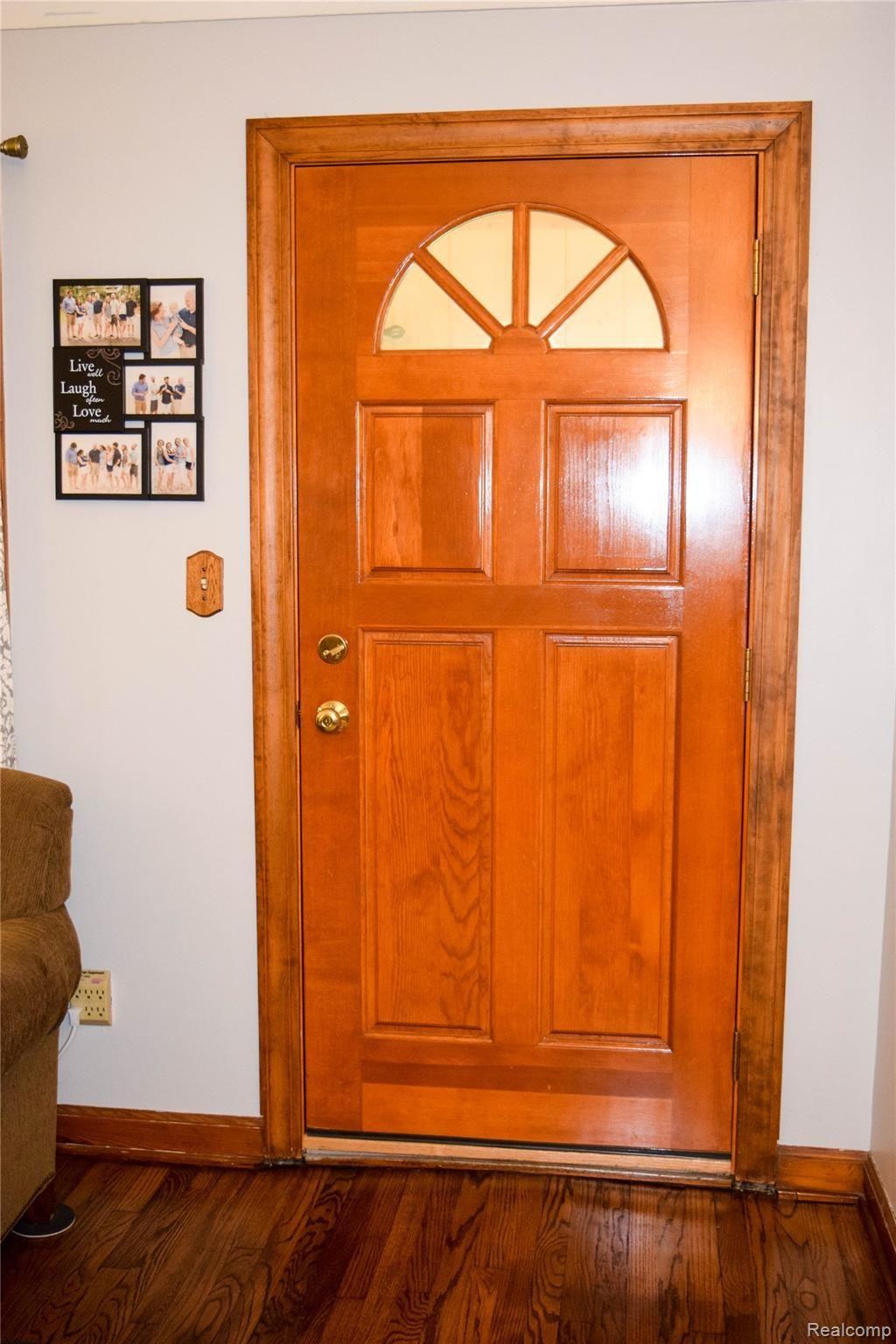 6868 Ball Road Romulus, MI 48174 - Photo 12 of 43 DSC_0061.jpg