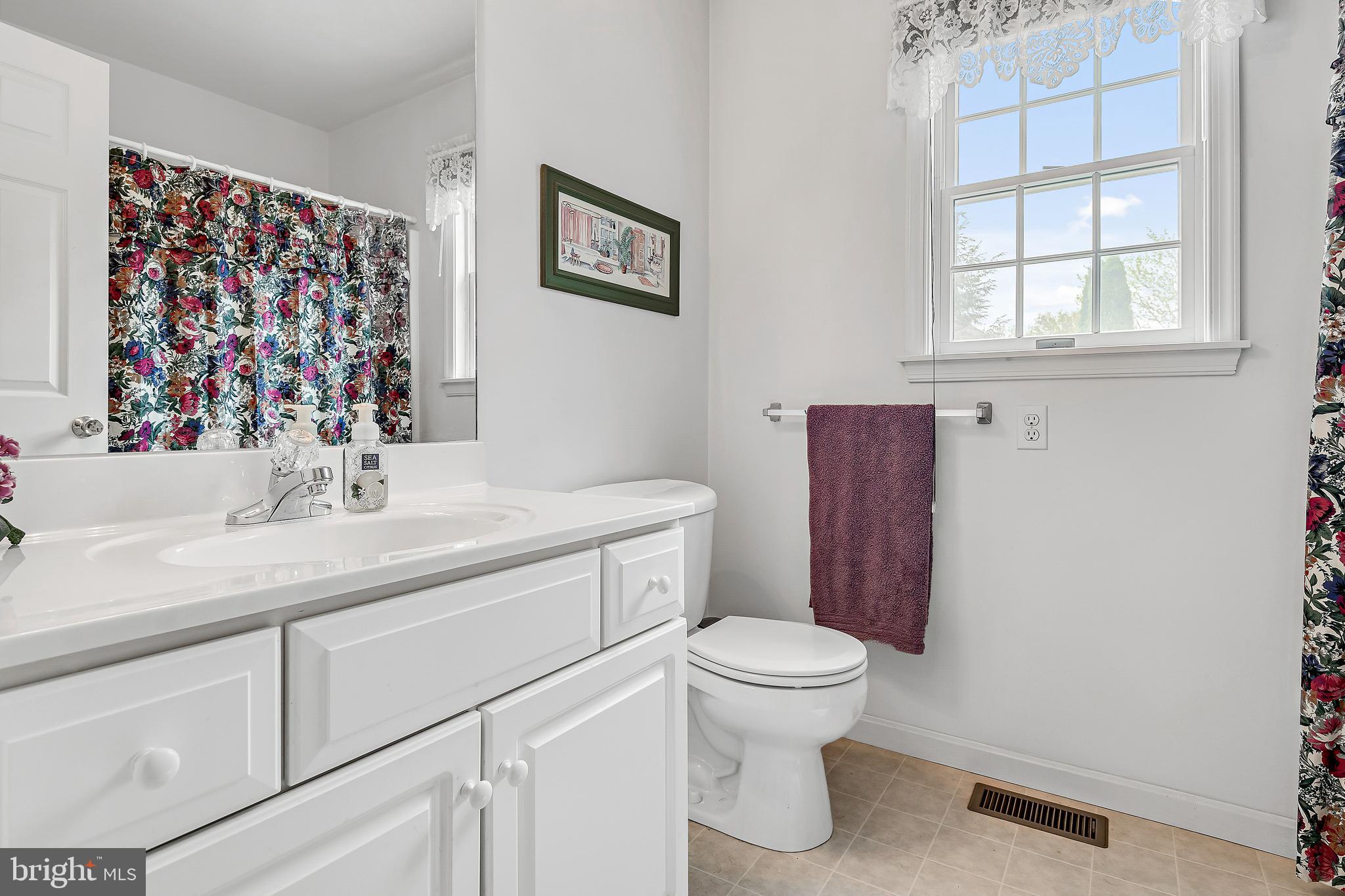 29 Orion Road Boiling Springs, PA 17007 - Photo 27 of 32 Gallery Image 27