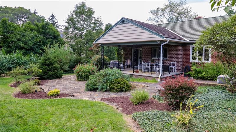29 Swallow Hill Road Carnegie, PA 15106 - Photo 25 of 25 Positively an oasis!