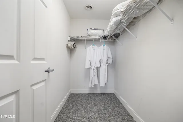 $267,500 | 210 Raceday Center Drive, Unit 1304, Bristol, TN 37620