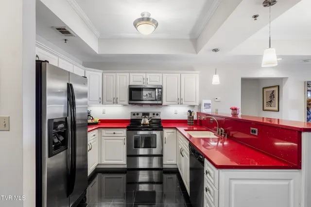 $267,500 | 210 Raceday Center Drive, Unit 1304, Bristol, TN 37620