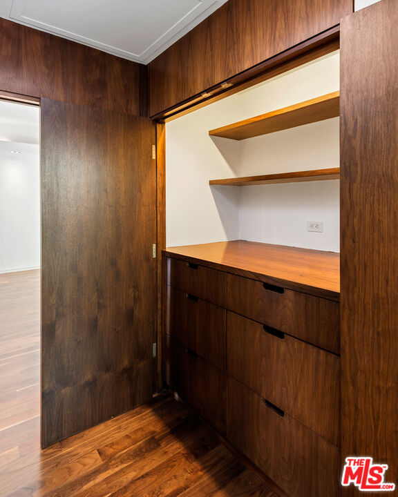 Undisclosed Address Los Angeles, CA 90068 - Photo 17 of 30 a view of room with small space