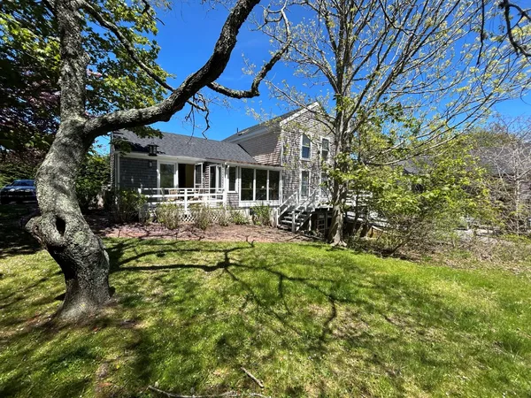 $2,800,000 | 1 Saratoga Lane, Nantucket, MA 02554