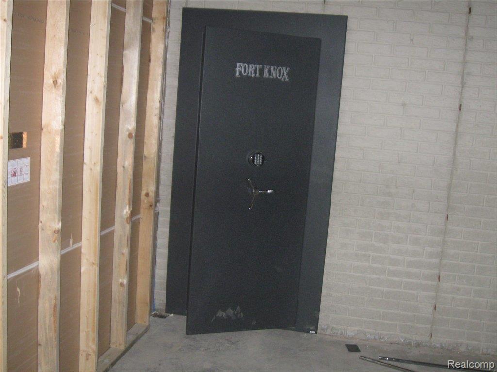 6238 Stout Road Carleton, MI 48117 - Photo 5 of 6 6238 Stout safe room