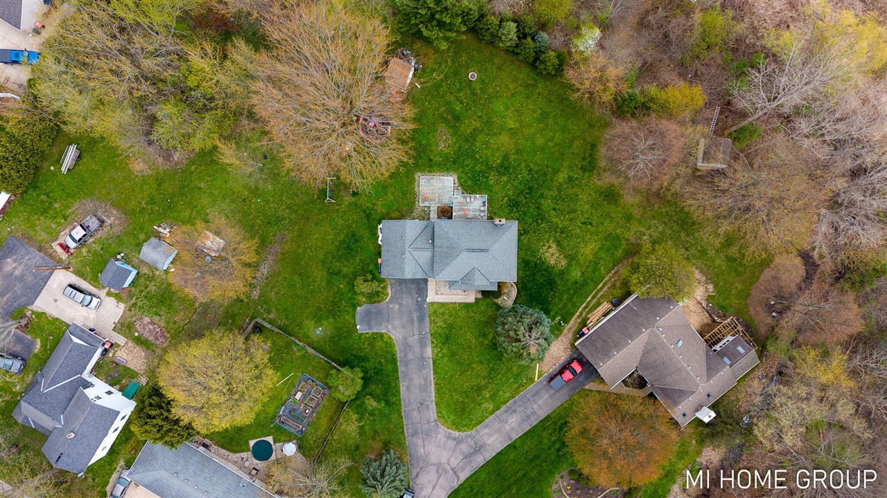 1081 Graafschap Road Holland, MI 49423 - Photo 16 of 70