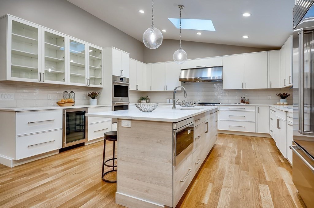 20 Richfield Road Newton, MA 02465 - Photo 10 of 35 Gallery Image 10