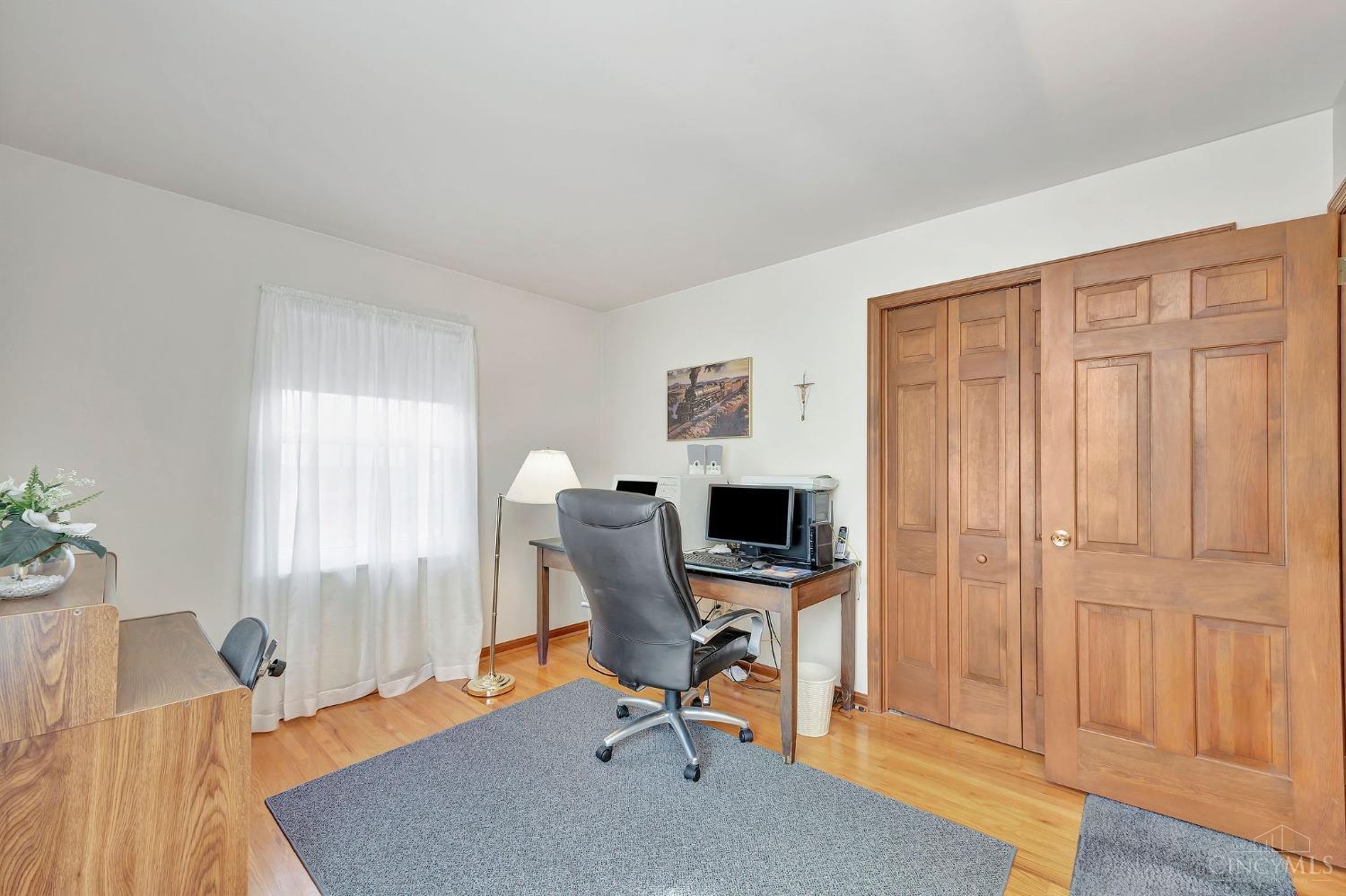 2807 Ebenezer Road Cincinnati, OH 45233 - Photo 30 of 60