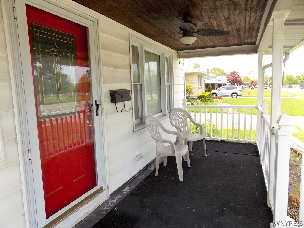 161 Brighton Road Tonawanda, NY 14150 - Photo 3 of 40
