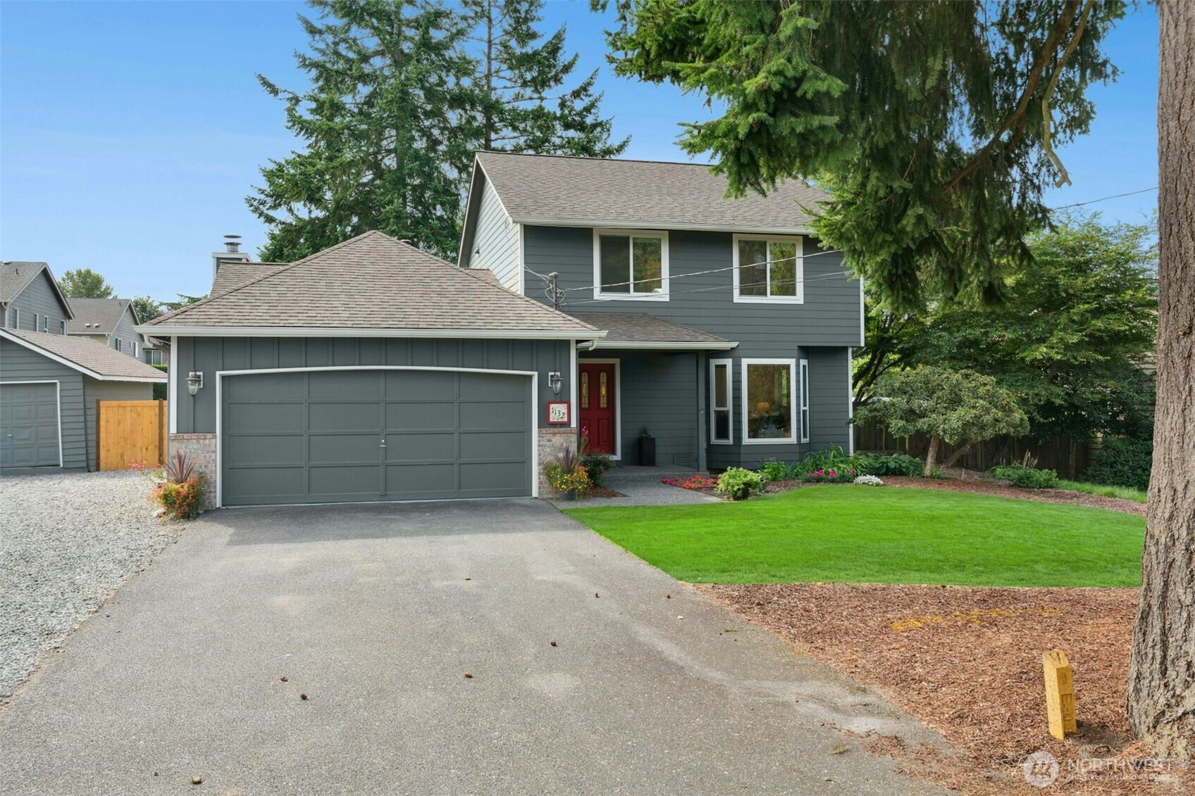 1132 Crawford Road Lynnwood, WA 98036 - Photo 2 of 39