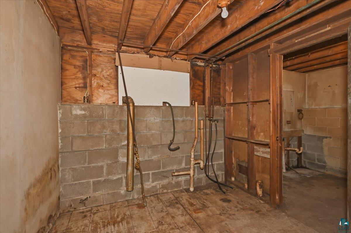 1455 East Mikelson Road Foxboro, WI 54836 - Photo 9 of 20