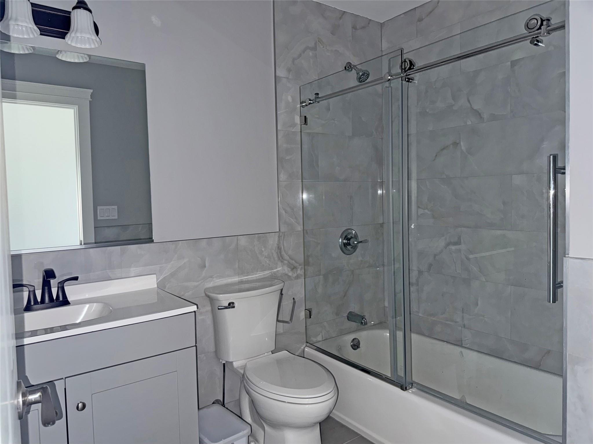 0 Undisclosed Avenue Riverhead, NY 11901 - Photo 16 of 27 Full Bathroom #1
