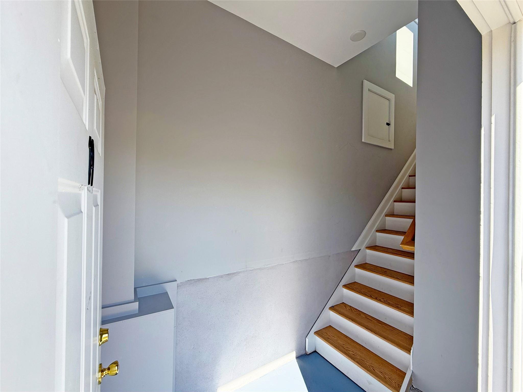 0 Undisclosed Avenue Riverhead, NY 11901 - Photo 4 of 27 Stairs to get to the apartment