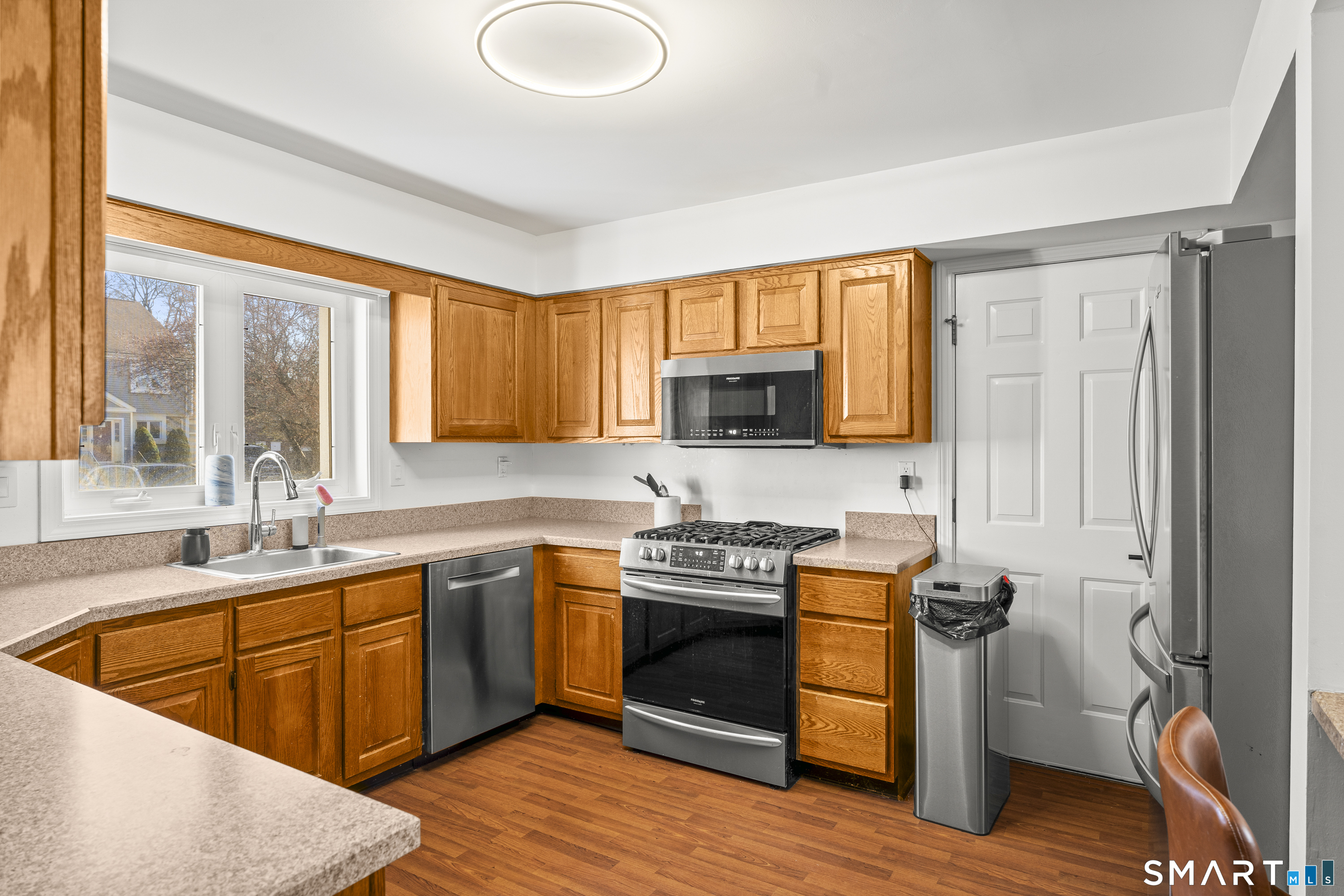 184 Main Street, Unit D Manchester, CT 06042 - Photo 4 of 29