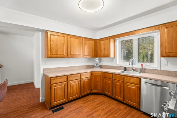 $359,900 | 184 Main Street, Unit D, Manchester, CT 06042