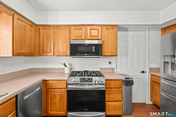 $359,900 | 184 Main Street, Unit D, Manchester, CT 06042