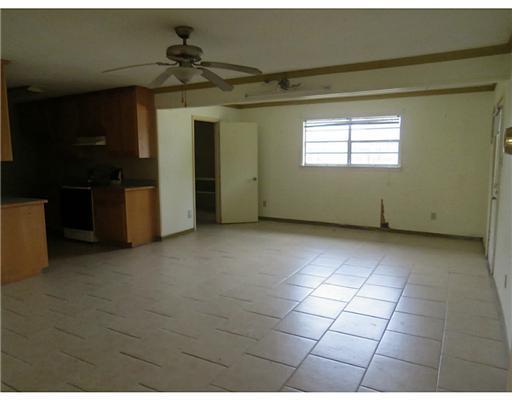 14282 Dedeaux Road Gulfport, MS 39503 - Photo 4 of 22 Additional Photo