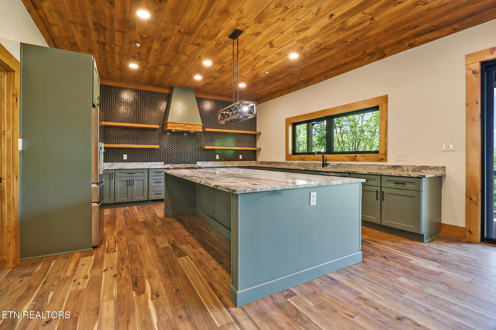 1950 Spurling Road Sevierville, TN 37862 - Photo 12 of 24 n44a1719-n44a1723