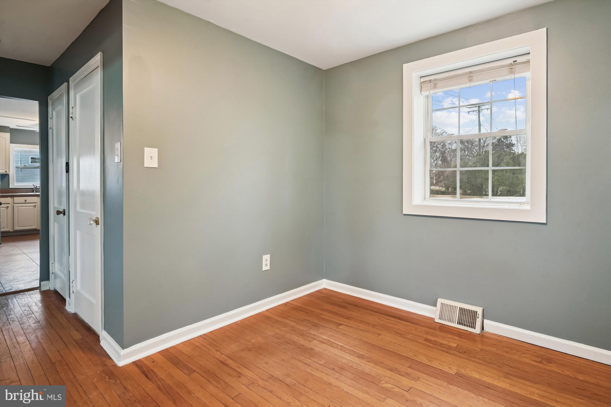 1207 Hampton Road Annapolis, MD 21409 - Photo 12 of 75