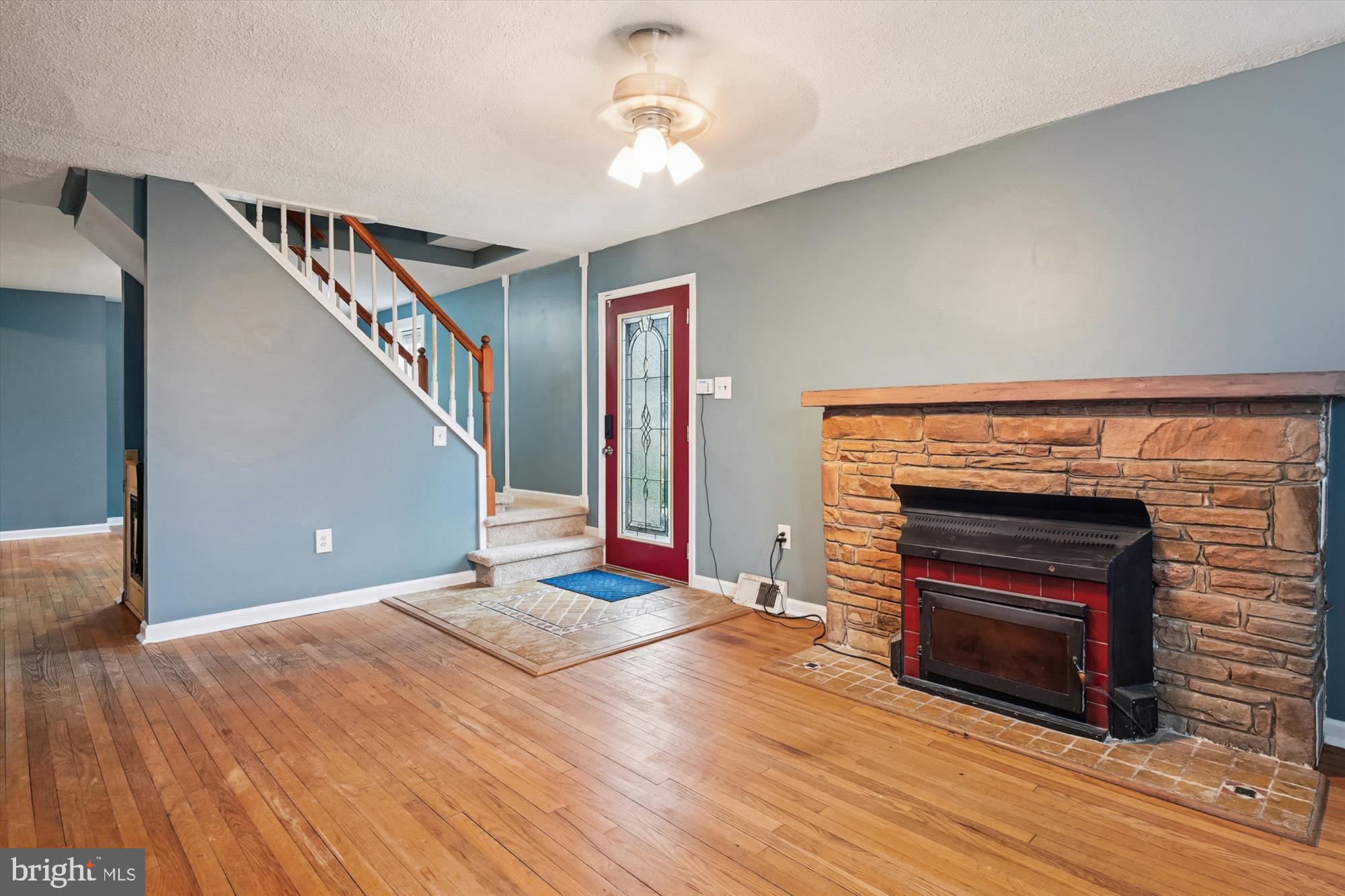 1207 Hampton Road Annapolis, MD 21409 - Photo 3 of 75