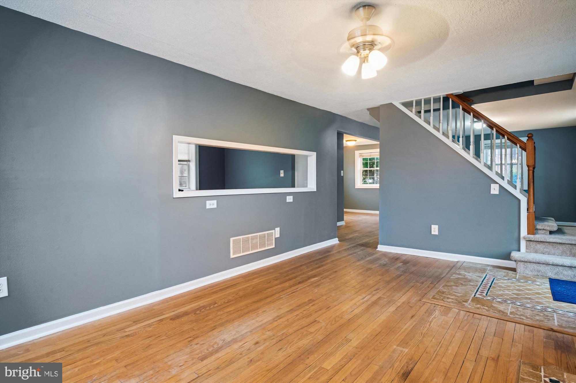 1207 Hampton Road Annapolis, MD 21409 - Photo 4 of 70