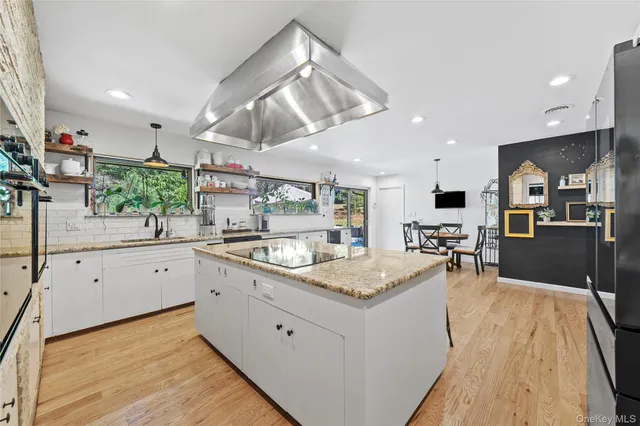 $2,799,000 | 55 Rolling Hill Lane, Old Westbury, NY 11568