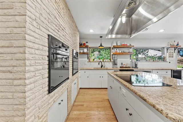 $2,799,000 | 55 Rolling Hill Lane, Old Westbury, NY 11568