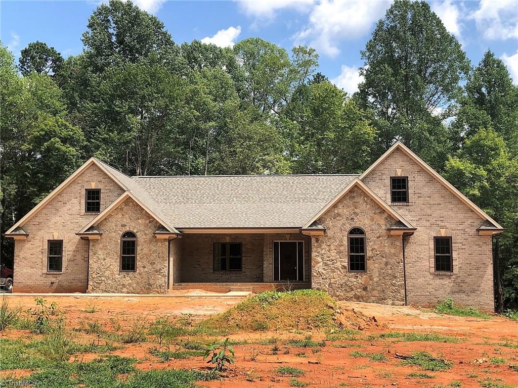 4695 Warner Road Pfafftown, NC 27040 - Photo 1 of 28 Gallery Image 1