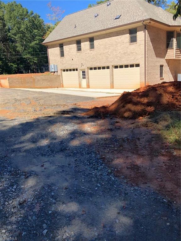 4695 Warner Road Pfafftown, NC 27040 - Photo 3 of 28 Gallery Image 3