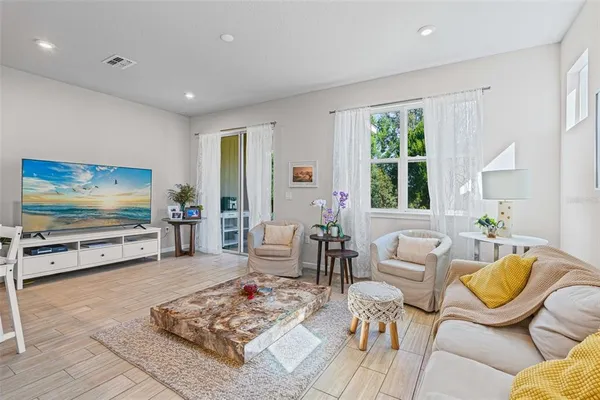 $375,000 | 11960 Sky Acrs Terrace, Bradenton, FL 34211