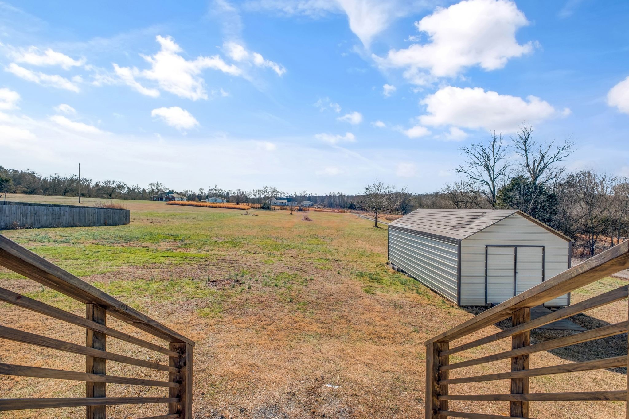 2308 Rogers Lane Lebanon, TN 37087 - Photo 31 of 36 a view of a terrace with wooden fence