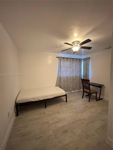 $1,350 | 4807 Ponce De Leon, Unit 1, Coral Gables, FL 33146