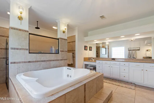 $925,000 | 2597 Oak Manor Drive, Hernando, MS 38632