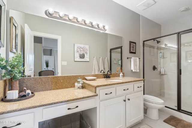 $925,000 | 2597 Oak Manor Drive, Hernando, MS 38632