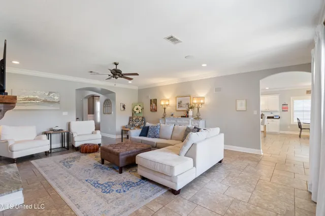 $925,000 | 2597 Oak Manor Drive, Hernando, MS 38632