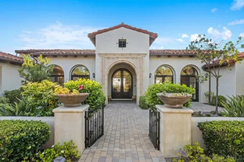 $6,995,000 | 8084 Entrada De Luz East, San Diego, CA 92127