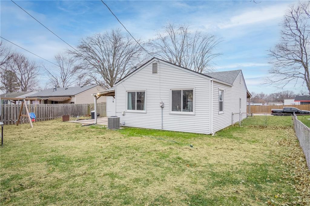 17304 East Bundschu Road Independence, MO 64056 - Photo 4 of 27