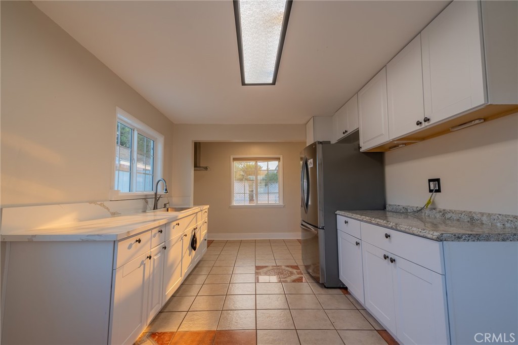 487 Jackson Street Colton, CA 92324 - Photo 10 of 47 Kitchen
