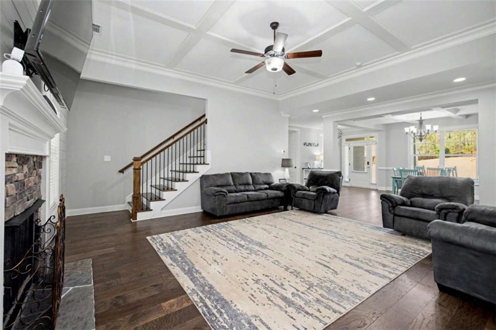92 Gordon Oaks Way Moreland, GA 30259 - Photo 7 of 54