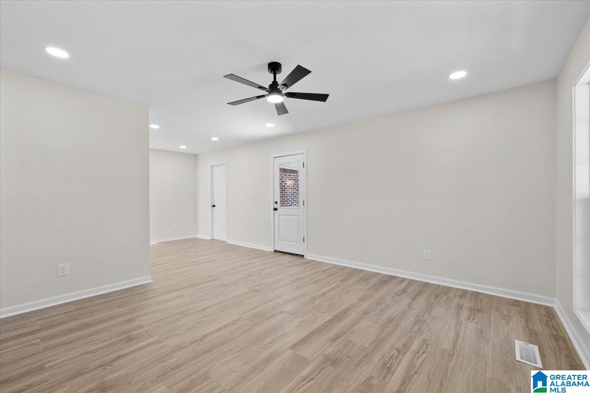 130 Church Street Oneonta, AL 35121 - Photo 5 of 29