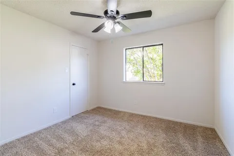 $318,900 | 220 Jeaneta Avenue, Benbrook, TX 76126