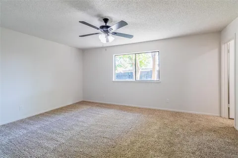 $318,900 | 220 Jeaneta Avenue, Benbrook, TX 76126