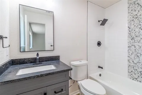 $318,900 | 220 Jeaneta Avenue, Benbrook, TX 76126