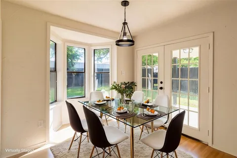 $318,900 | 220 Jeaneta Avenue, Benbrook, TX 76126